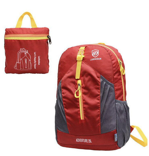 The waterproof nylon folding backpack Mountaineering
