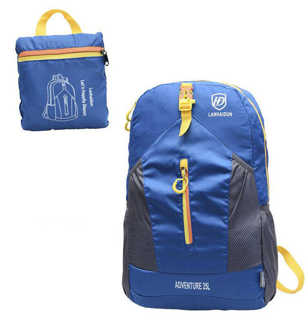 The waterproof nylon folding backpack Mountaineering