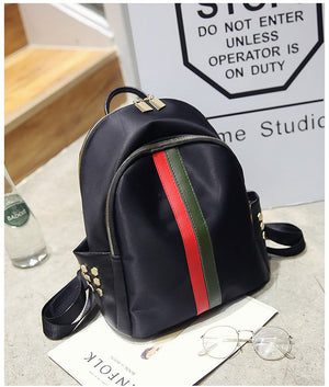 The hit stripe leisure backpack